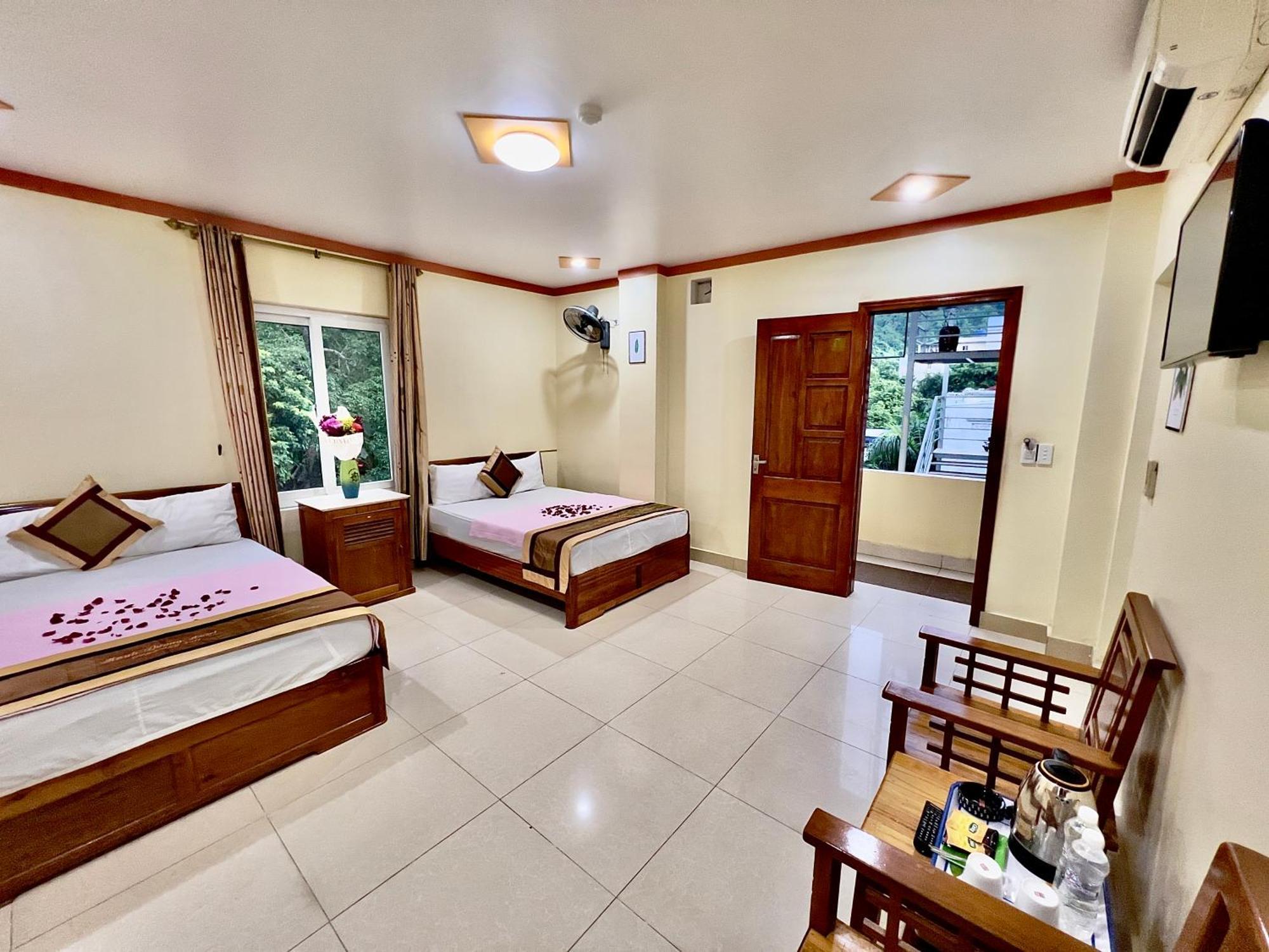 Manh Vuong Hotel Catba Dong Khe Sau 외부 사진