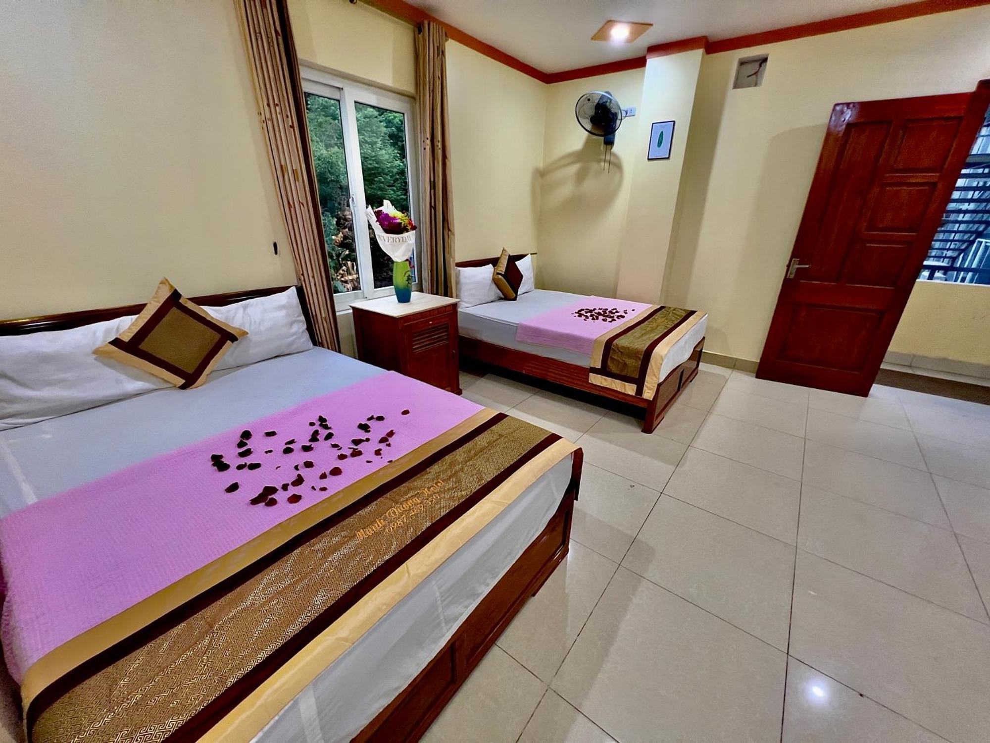 Manh Vuong Hotel Catba Dong Khe Sau 외부 사진
