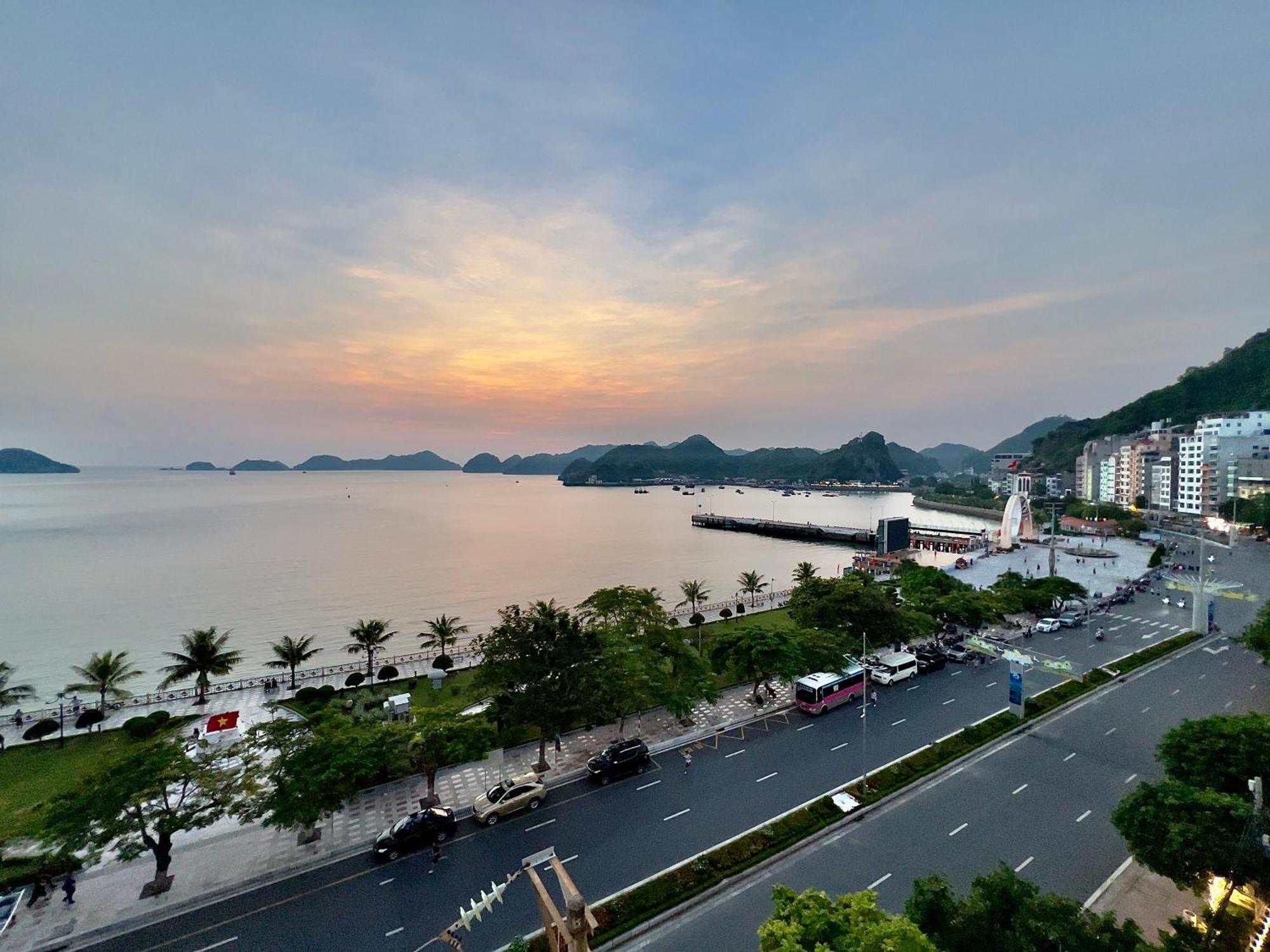 Manh Vuong Hotel Catba Dong Khe Sau 외부 사진