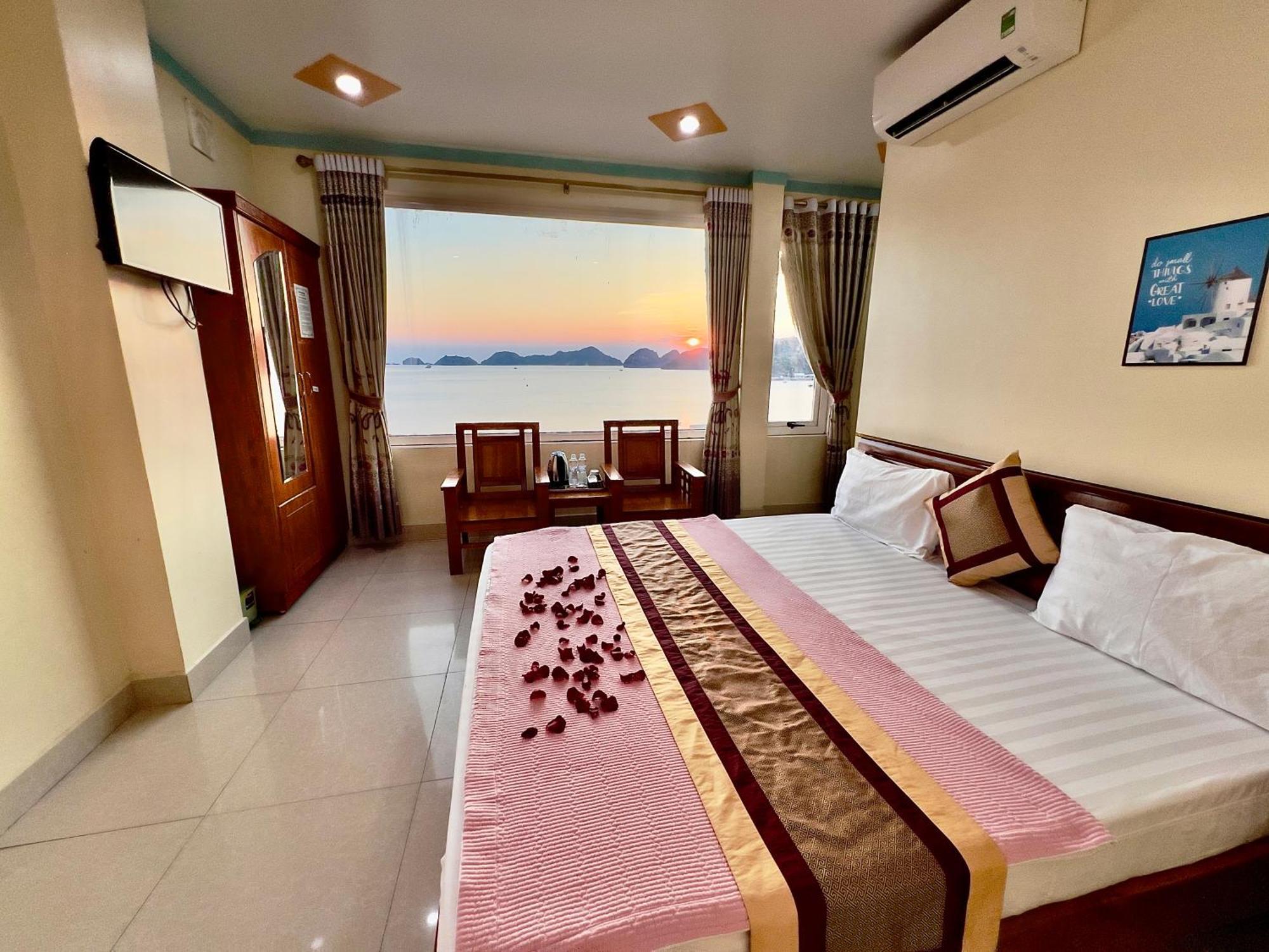 Manh Vuong Hotel Catba Dong Khe Sau 외부 사진