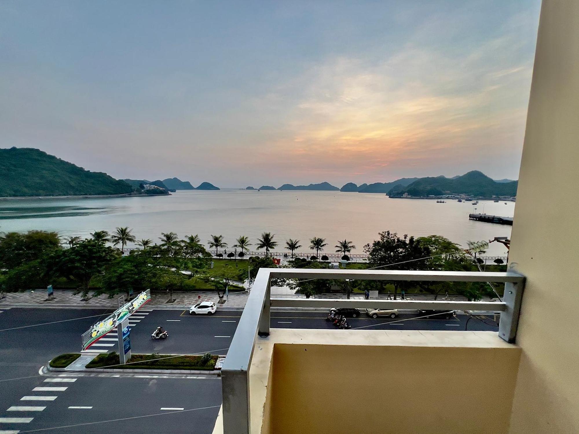 Manh Vuong Hotel Catba Dong Khe Sau 외부 사진